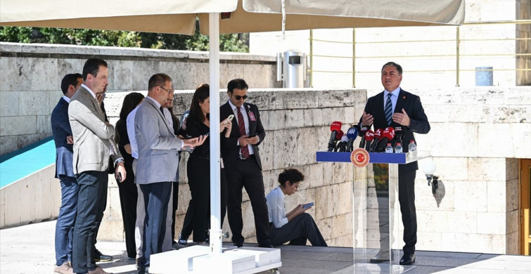 Murat Emir: YSK'nın Kararları Ortada, CHP'nin Yükselişi Durdurulmak İsteniyor