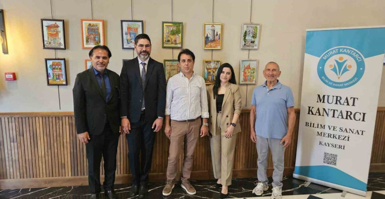 Murat Kantarcı Bilim ve Sanat Merkezi'nde renk ve iz sergisi açıldı