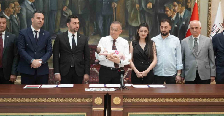 MÜSİAD Gaziantep Şubesi aileye bereket, çocuğa destek protokolünü imzaladı