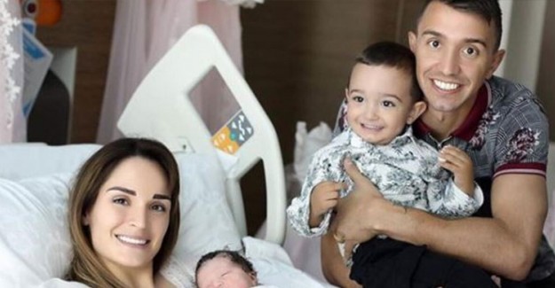 Muslera: 'Babalığın En Büyük Parçası, Çocuklarla Oynamak'