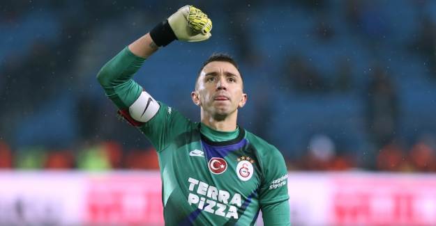 Muslera Dönüyor!