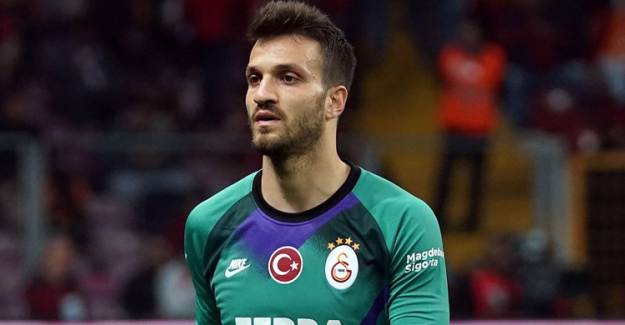 Muslera'dan Okan'a 'Heyecanını Yenmek Zorundasın'