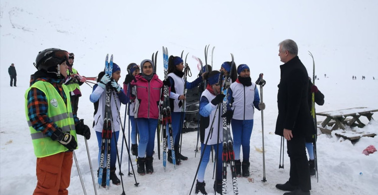 Muşlu Kayakçılar Dondurucu Soğukta Şampiyonaya Hazırlanıyor