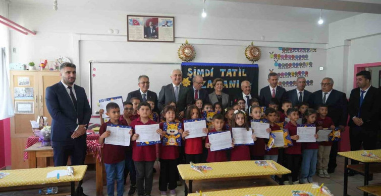 Muş'ta 96 bin 341 öğrenci karne heyecanı yaşadı
