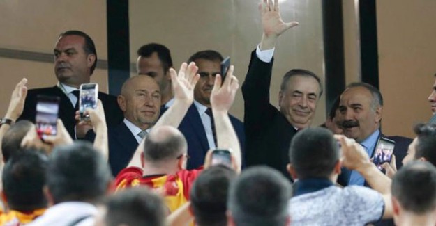 Mustafa Cengiz Açıkladı: ''Radamel Falcao Geliyor mu?''