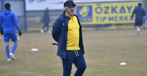 Mustafa Reşit Akçay: Ligde Kalmak, Üst Sıralara Tırmanmak İmkansız Değil