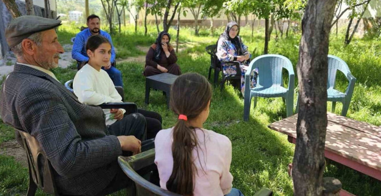 Muş'un üç dilli ilçesi Hasköy: 7’den 70’e herkes Türkçe, Kürtçe ve Arapça konuşuyor