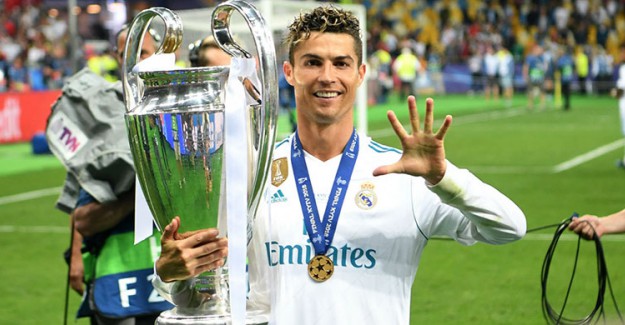 Müthiş İddia! Ronaldo Juventus’a İmzayı Attı!