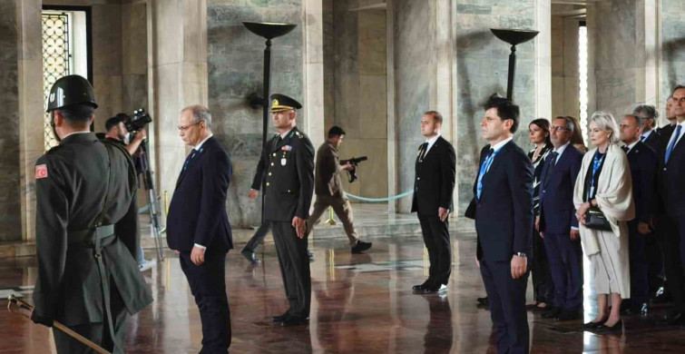 NATO heyetinden Anıtkabir’e ziyaret