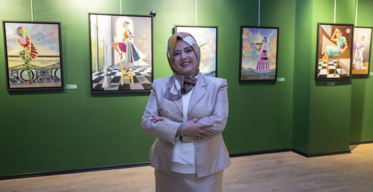 Nazende Yücel'in "Renkler ve Kadınlar" Sergisi Ankara'da Açıldı