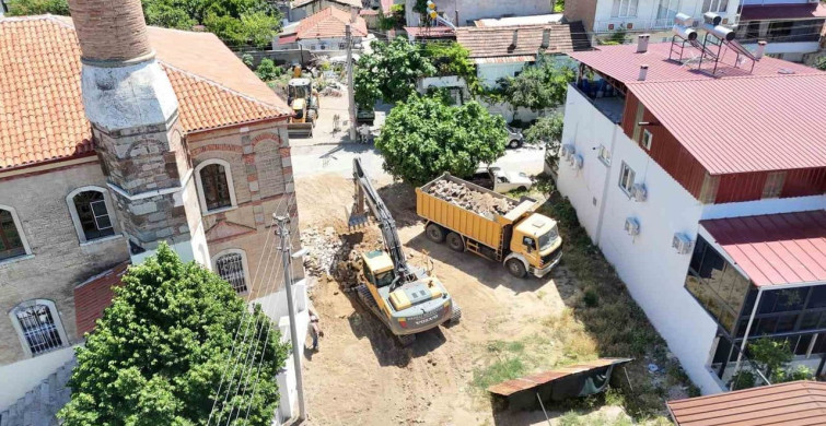Nazilli belediyesi’nden 41 noktada eş zamanlı yol seferberliği