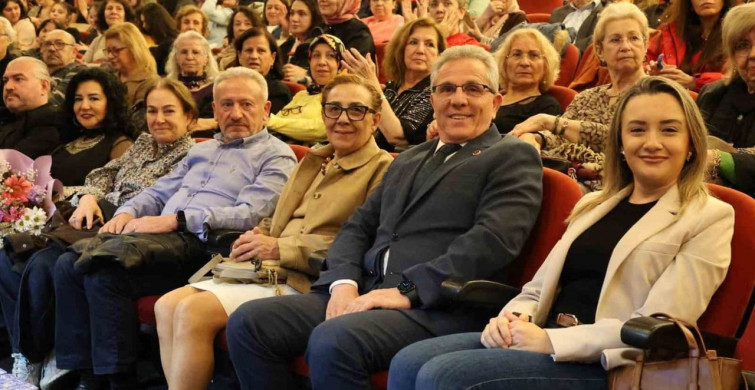 Nazilli'de 'Şarkılarda Anılar' Konseri Büyük Beğeni Topladı