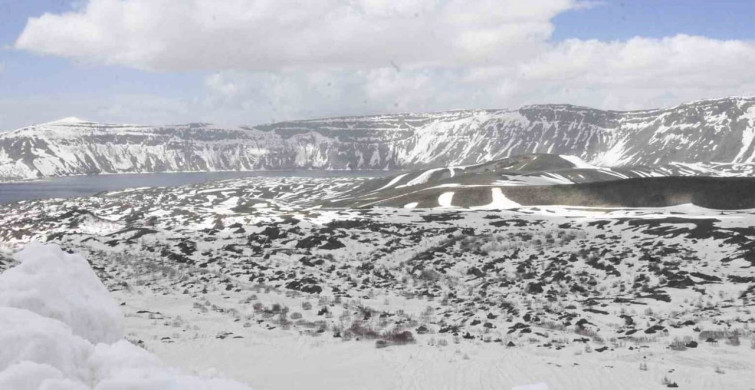 Nemrut Kalderası'nda Kar Engelleri Aşıldı