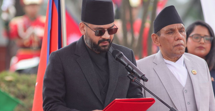 Nepal'de Balen Başbakan Oldu