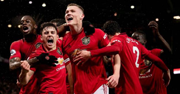 Neville: 'M. United Şampiyonlukta Tekrar Söz Sahibi Olacak'