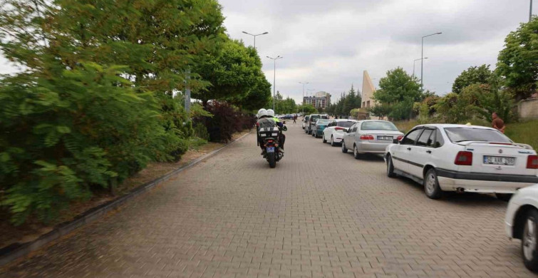 Nevşehir emniyeti YKS'de 11 öğrencinin yardımına koştu