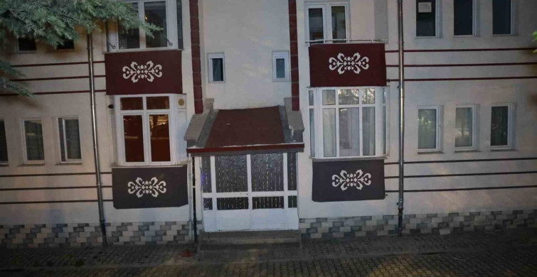 Nevşehir'de Bıçaklı Kavga: Sağlık Personeli Mahsur Kaldı