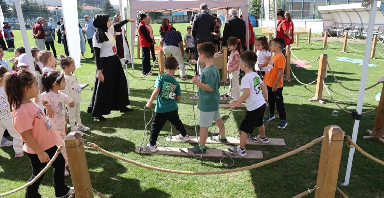 Nevşehir'de Geleneksel Oyunlar Tırı Çocuklarla Buluştu