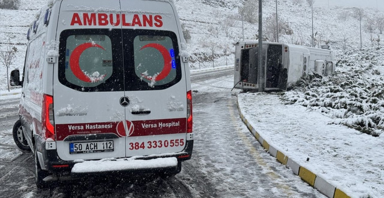 Nevşehir'de İşçi Servisi Devrildi: 14 Yaralı