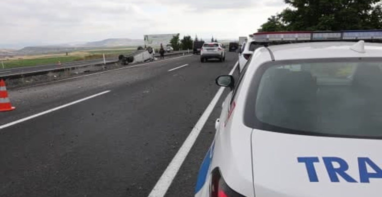 Nevşehir'de kontrolden çıkan otomobil takla attı: 2’si bebek 4 yaralı