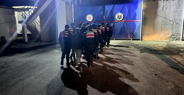 Nevşehir'de Ruhsatsız Silah Operasyonu: 6 Şüpheli Tutuklandı