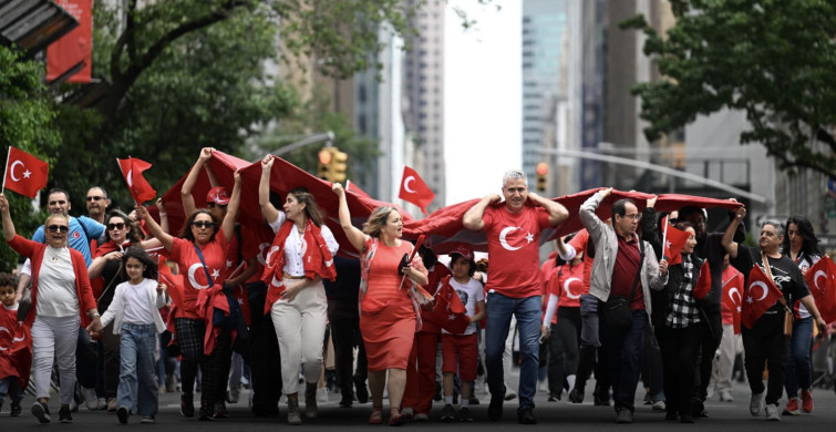 New York’ta 41. Geleneksel Türk Günü Yürüyüşü Coşkuyla Gerçekleştirildi