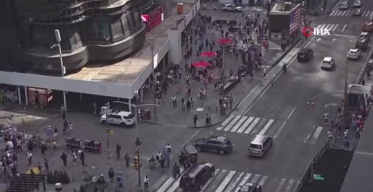 New York’taki Times Meydanı’nda silah sesleri paniğe yol açtı