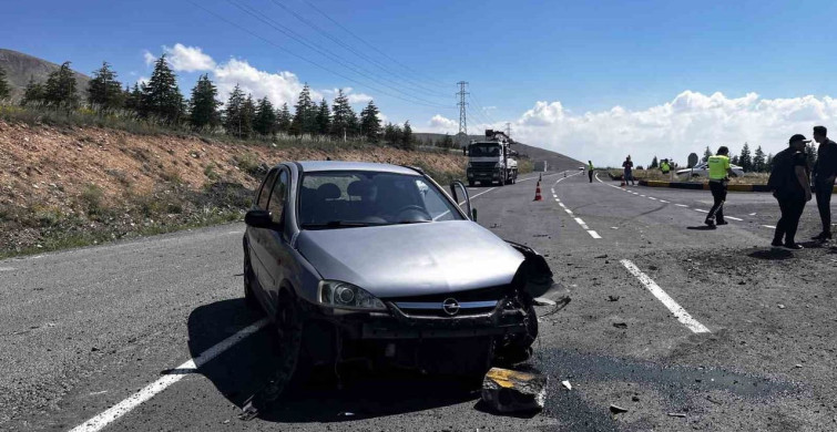 Niğde-Kayseri yolunda trafik kazası: 4 yaralı
