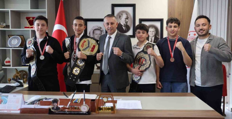 Niğde Muaythai Sporcuları Türkiye Şampiyonalarında Büyük Başarılar Elde Etti
