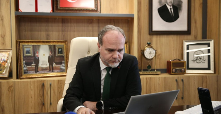 Niğde Ömer Halisdemir Üniversitesi Rektörü Uslu, Yılın Kareleri Oylamasına Katıldı