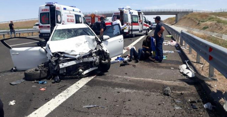 Niğde Yolunda Zincirleme Kaza: 11 Yaralı
