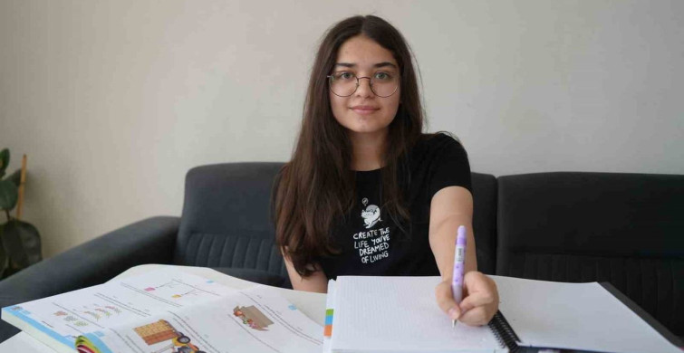 Niğde’de aynı aileden ikinci kez LGS Türkiye birincisi