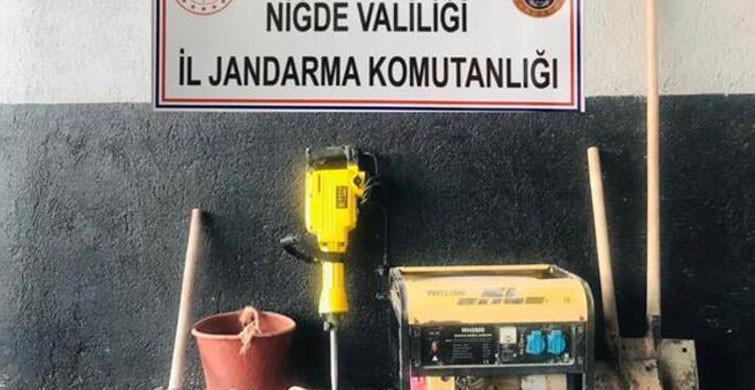 Niğde'de Kaçak Kazı Yapan 4 Şahıs Suçüstü Yakalandı
