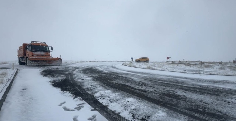 Niğde'de Kar Yağışı Etkisini Sürdürüyor