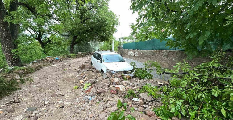 Niğde'de Sel Felaketi: 1 Ölü, Çalışmalar Devam Ediyor