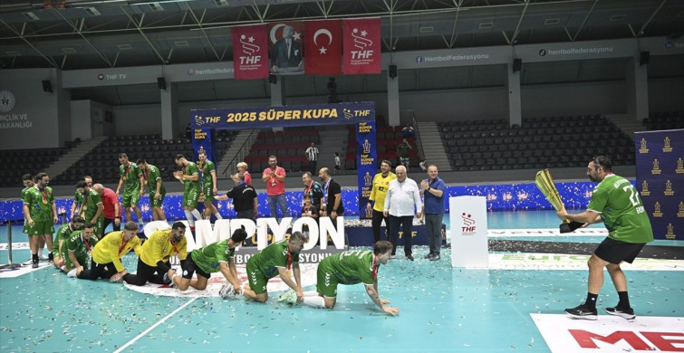 Nilüfer Belediyesi Hentbol Erkekler Süper Kupa'yı Kazandı