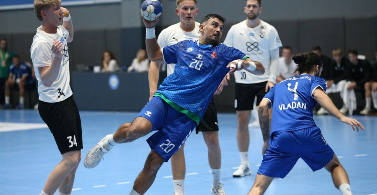 Nilüfer Belediyespor, EHF Erkekler Avrupa Kupası'nda Hafnarfjördur'u Geçti