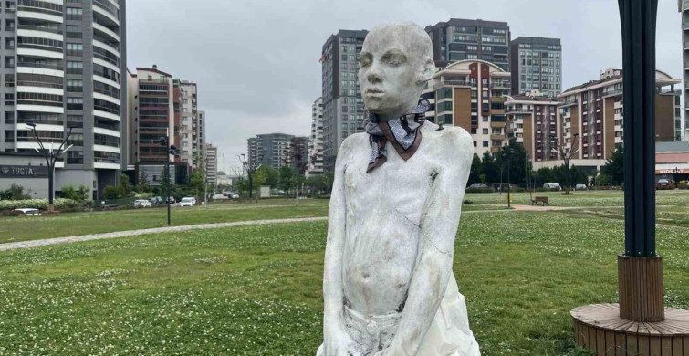 Nilüfer'de Heykel Kaldırılıyor: Vatandaşın Sesi Dinlendi