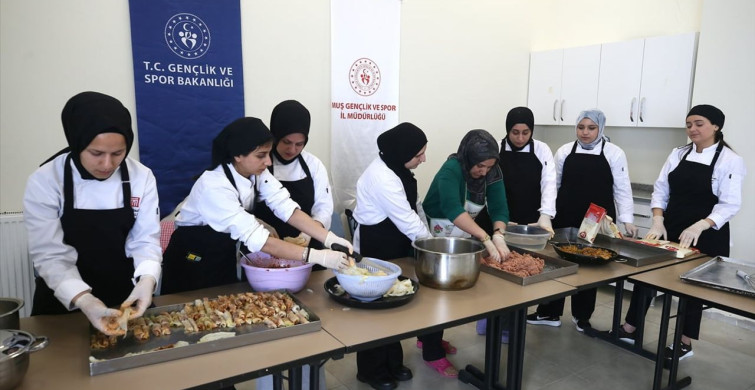 Ninemin Tarifleri Atölyesi ile Yöresel Lezzetler Öğreniliyor