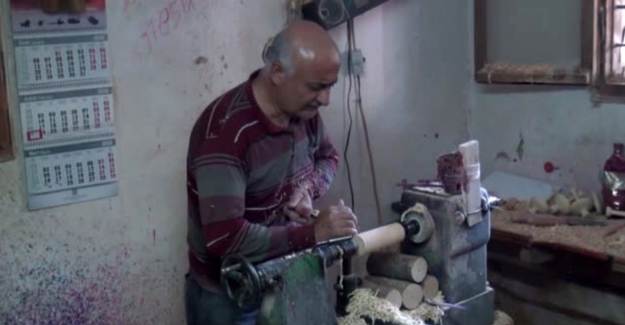 Nostaljik Oyuncak Topaç Gelecek Nesillere Taşınıyor