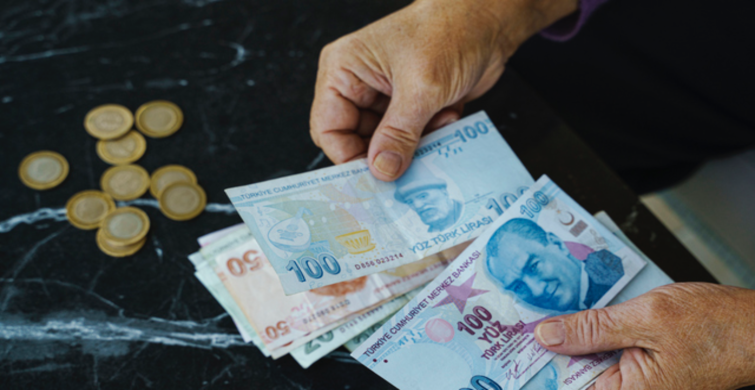 O banka bayram harçlığı niyetine kredi dağıtıyor! %0,99 faiz sizi bekliyor