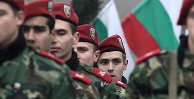 O Ülkeden Flaş Karar! Türkiye Sınırına Asker Yığacak
