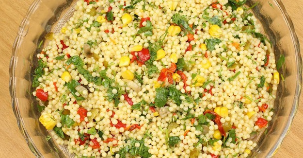 Öğlen ve Akşam Yemeklerinin Vazgeçilmezi Kuskus Salatası Tarifi