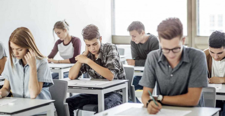 Öğrenci affı çıktı mı? Üniversitede okuldan atılanlara af geldi mi? Öğrenci kaydı silinen lisans (üniversite) öğrencileri yeniden kayıt olabilecek mi?