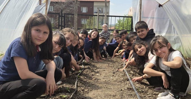 Öğrencilerden Ekolojik Tarım Uygulaması
