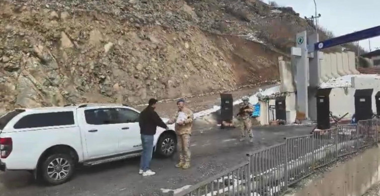 Öğrencilerin Mektupları Mehmetçik'e Ulaştı