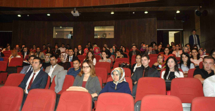 Öğretmenlerin yaz tatili seminerleri için Bakan Özer'den açıklama