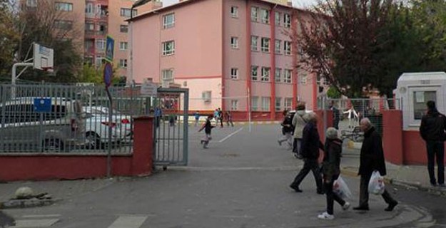 Okul Kantincisinden Kız Çocuklarına Taciz İddiası!