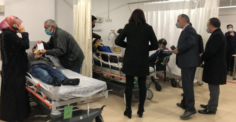 Okul Merdiveninde Korkunç İzdiham: 7 Yaralı