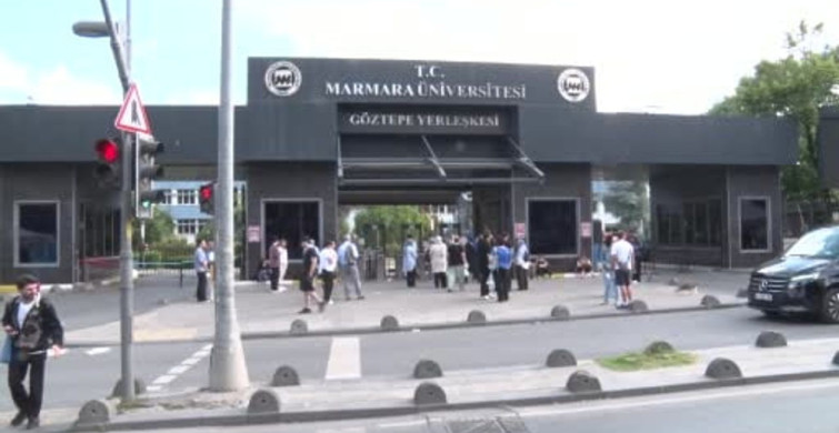 Okul önlerinde yükseköğretim kurumları sınavı heyecanı